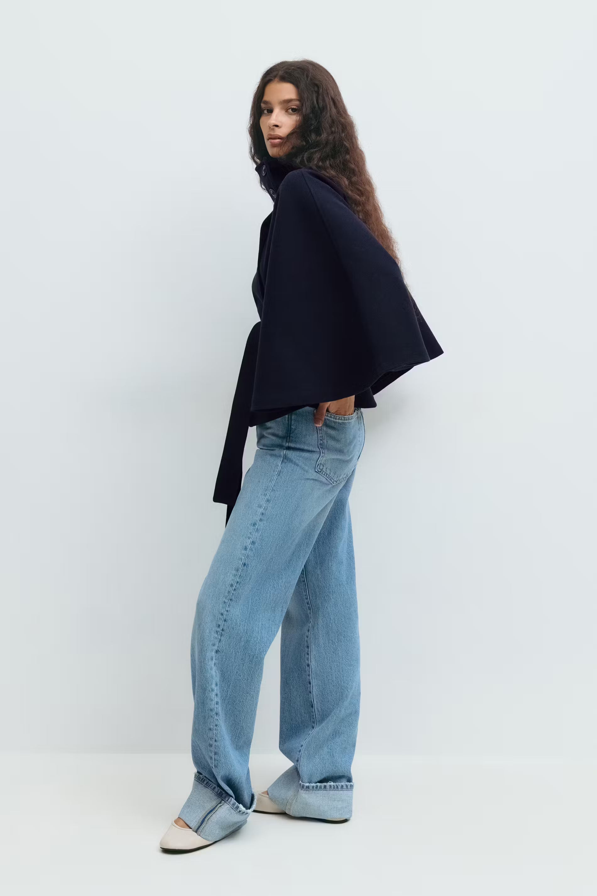 Veste cape avec col montant et ceinture ajustable pour femme