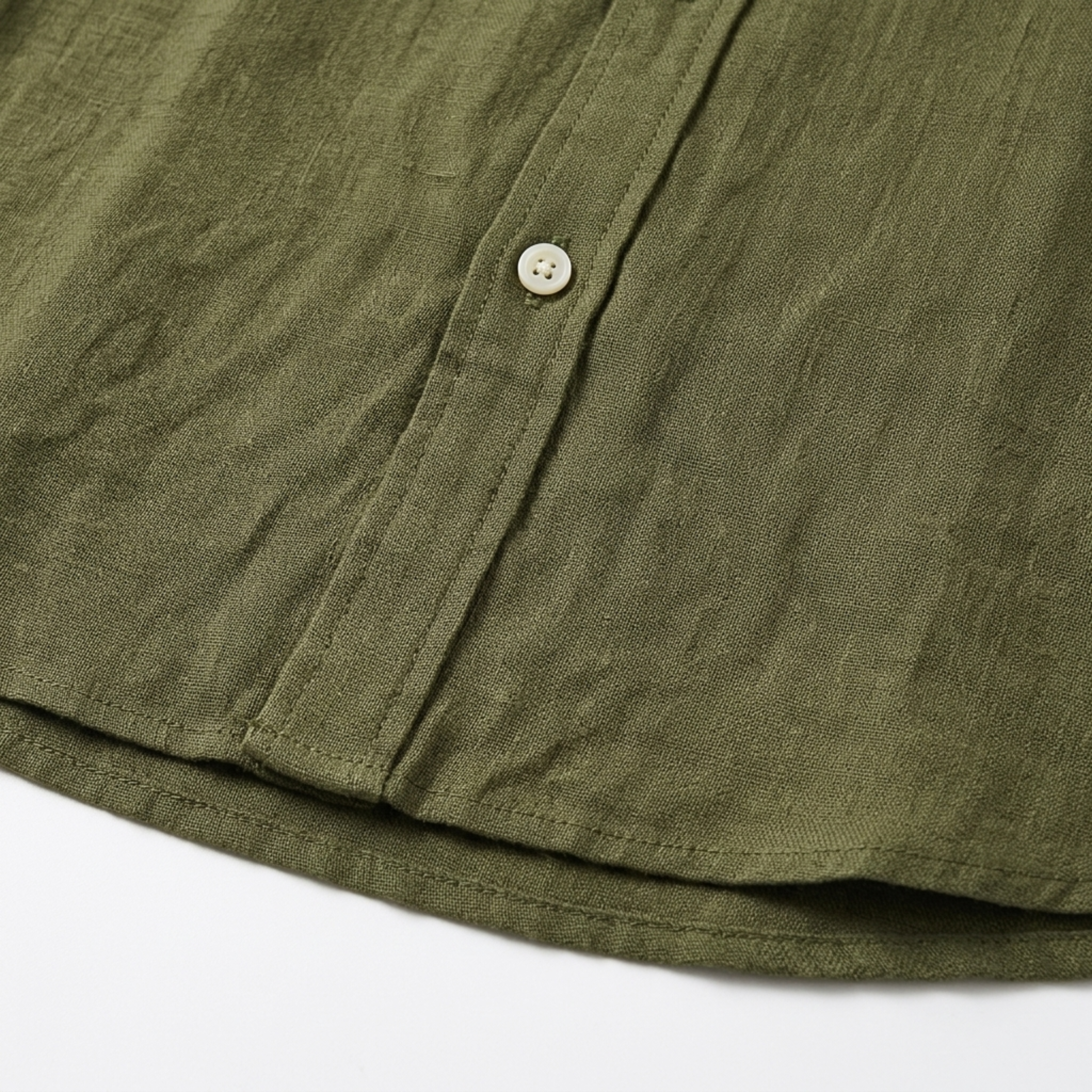Chemise en lin homme — col classique et manches ajustables pour un usage quotidien