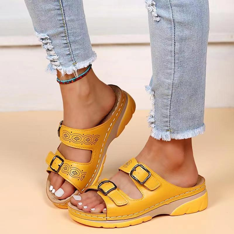 Sandales compensées avec double boucle et semelle antidérapante pour femme