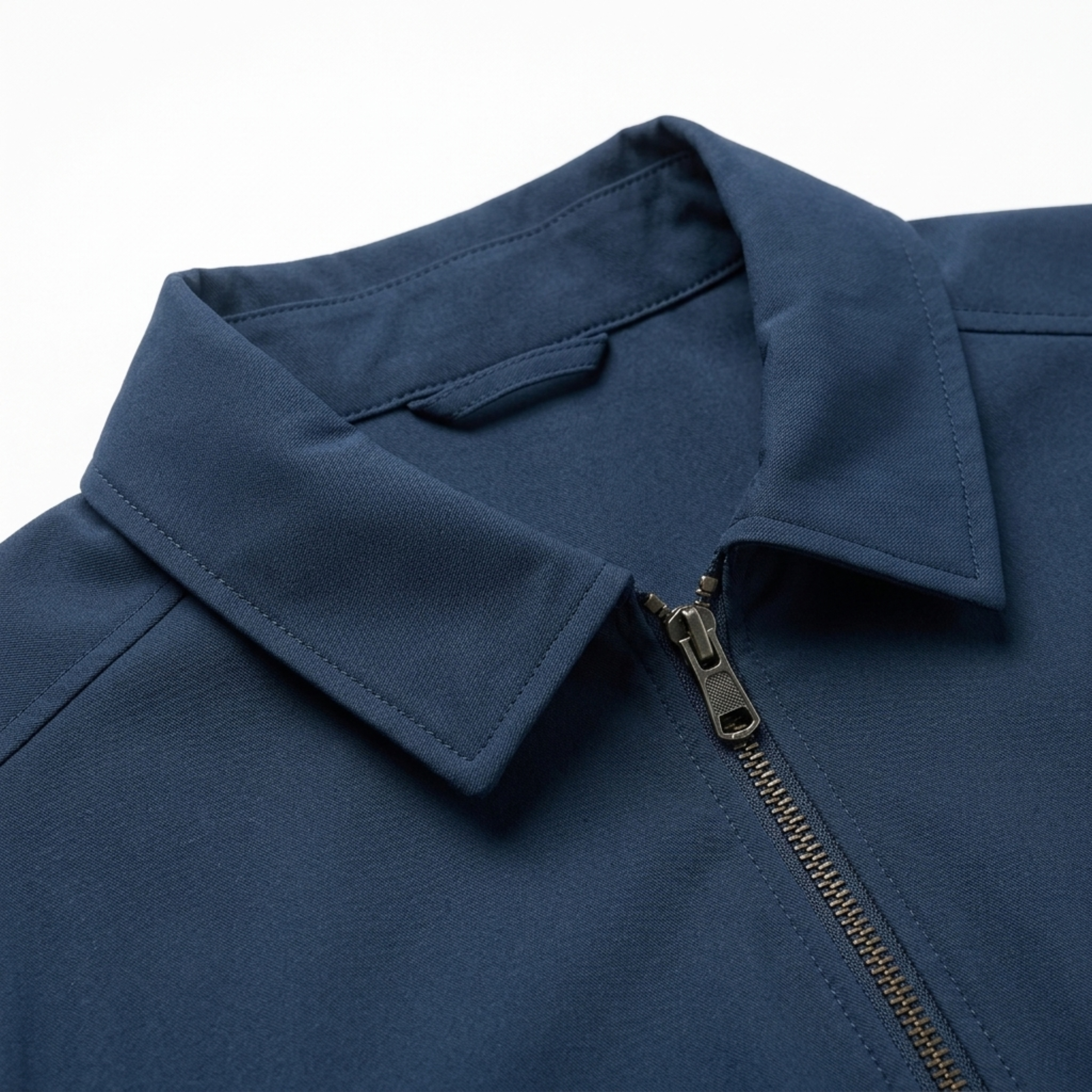 Chaqueta bomber hombre — cierre cremallera y cuello alto uso diario