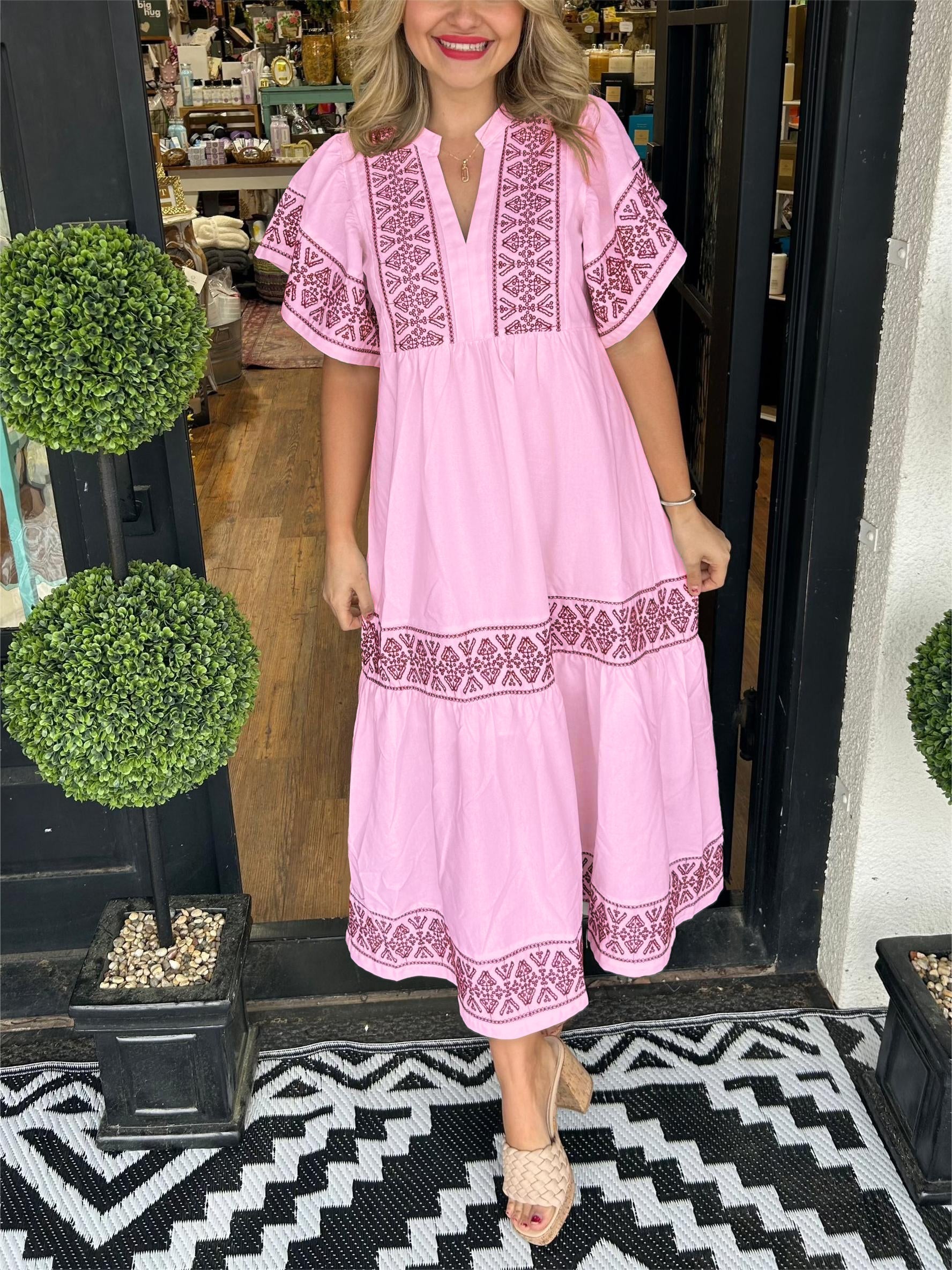 Vestido Largo Boho con Bordados y Cuello en V para Mujer