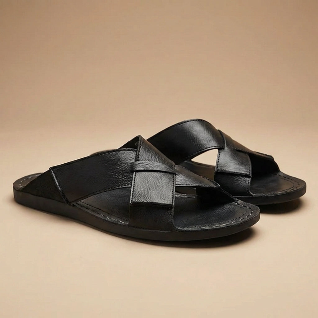 Sandales homme à brides croisées et semelle plate pour usage quotidien