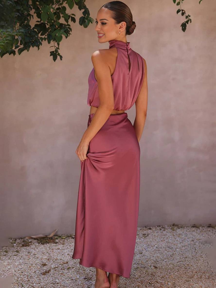 Set de două piese pentru femei cu top halter din satin și fustă maxi
