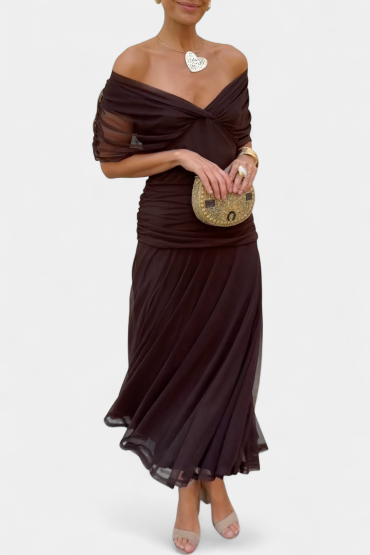 Vestido comprido para mulher — decote em V e corpo franzido — casamento