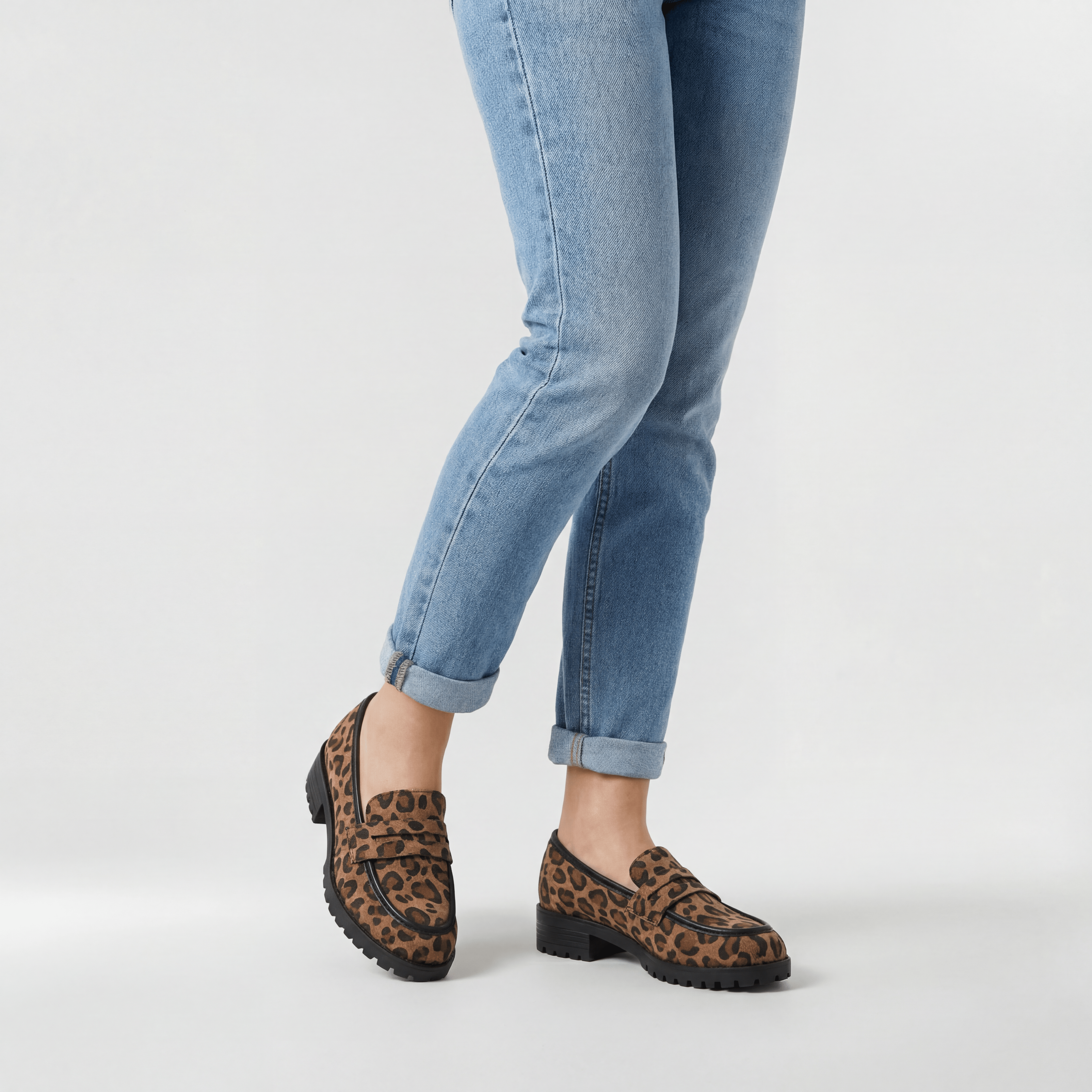 Mocasini cu imprimeu de leopard pentru femei, pantofi comozi cu talpă din cauciuc zimțat