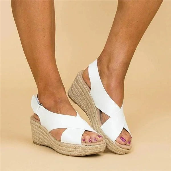 Dámské kožené sandály na klínku typu espadrilles s překříženými pásky