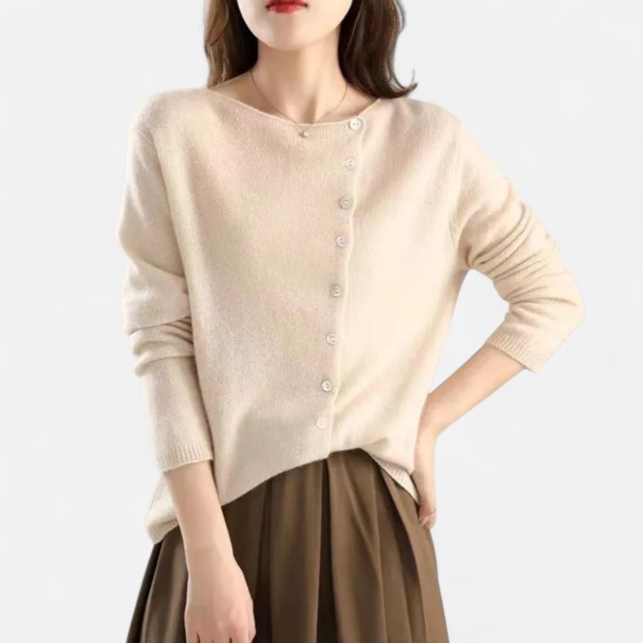 Eliaro Moda | Women's Ginevra Sweater Elegance with Iconic Buttons