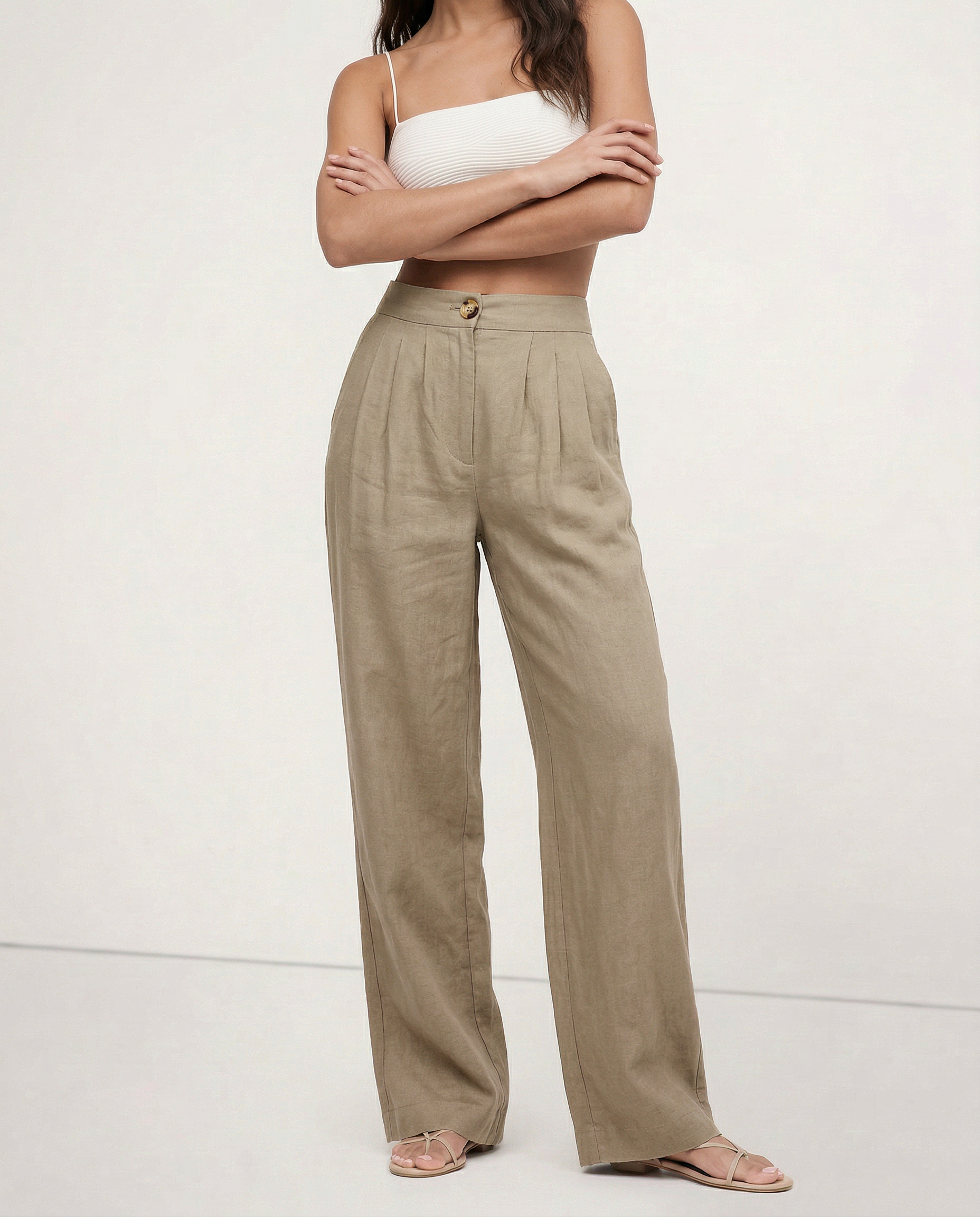 Culotte di lino da donna con vita alta e pieghe frontali