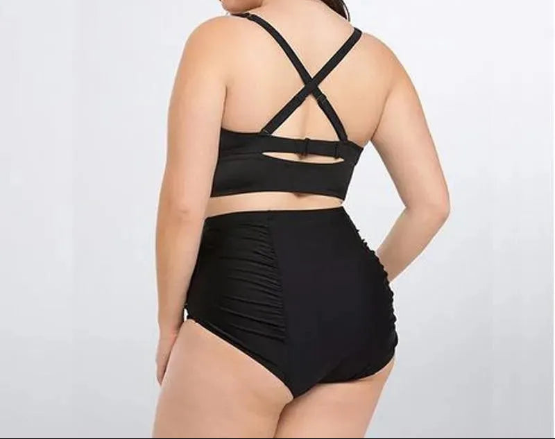 Biquíni duas peças | top halter e cueca de cintura alta para praia