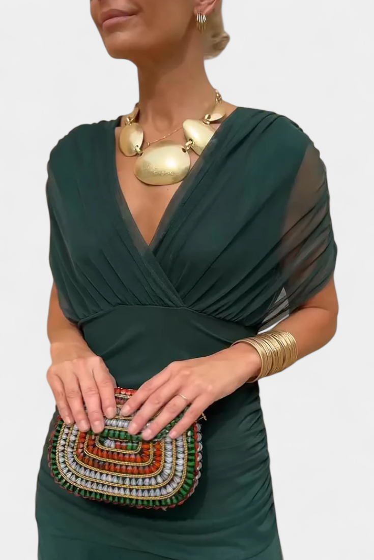 Vestido comprido para mulher — decote em V e corpo franzido — casamento