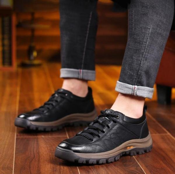 Baskets en cuir pour homme sportives avec lacets et semelle antidérapante
