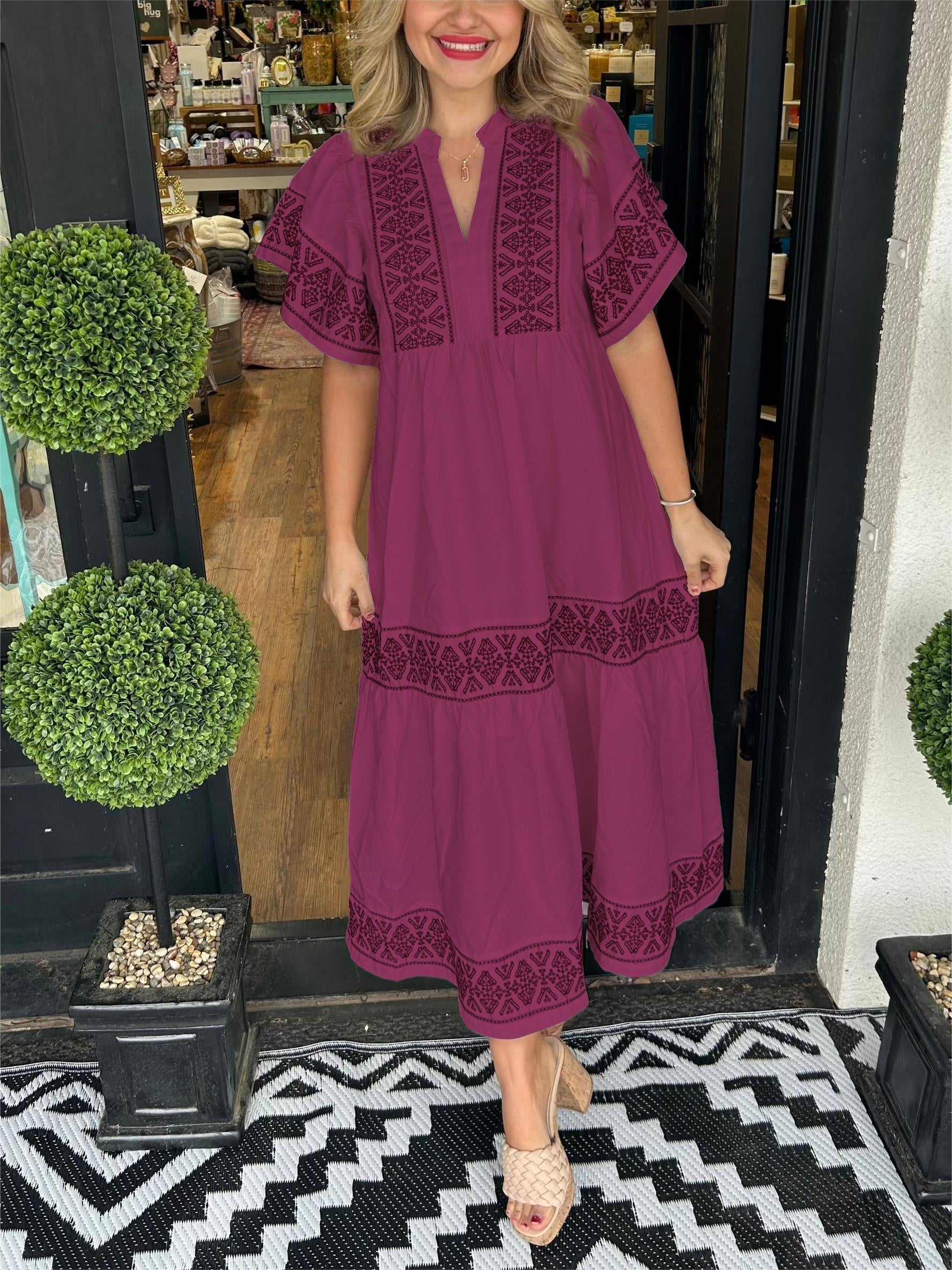 Vestido Largo Boho con Bordados y Cuello en V para Mujer