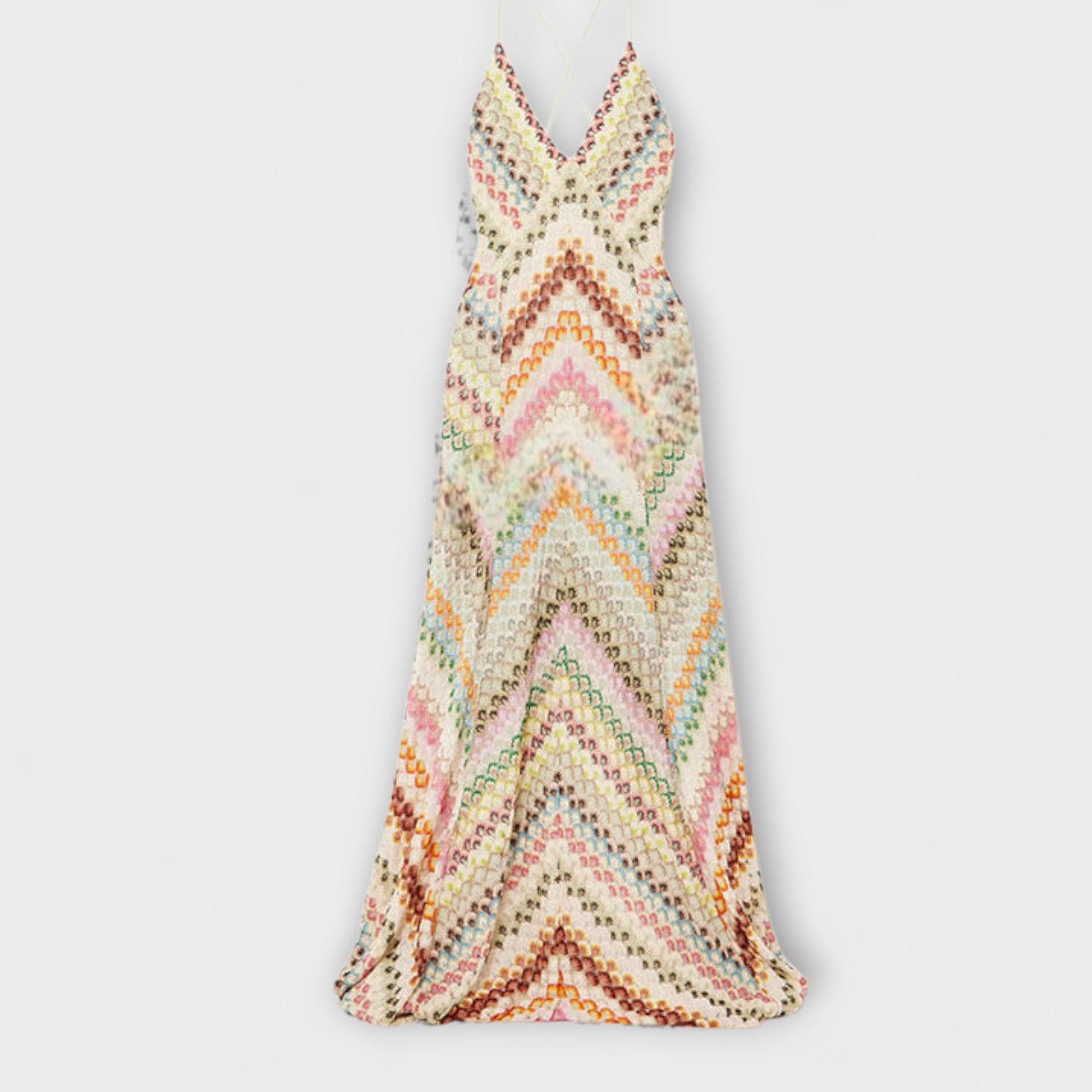 Robe longue en maille avec imprimé zigzag et décolleté plongeant en V