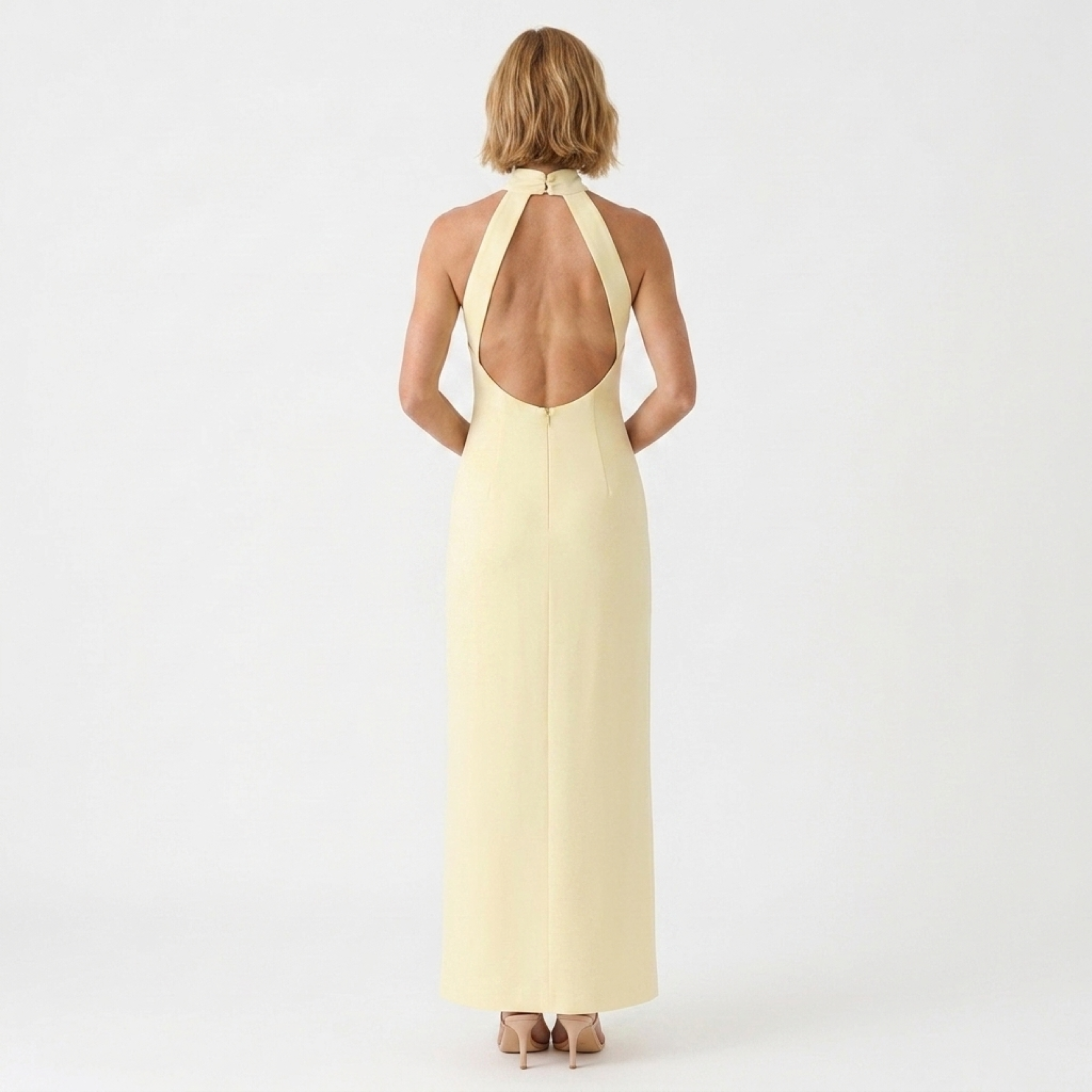 Robe longue col halter — coupe ajustée pour événements