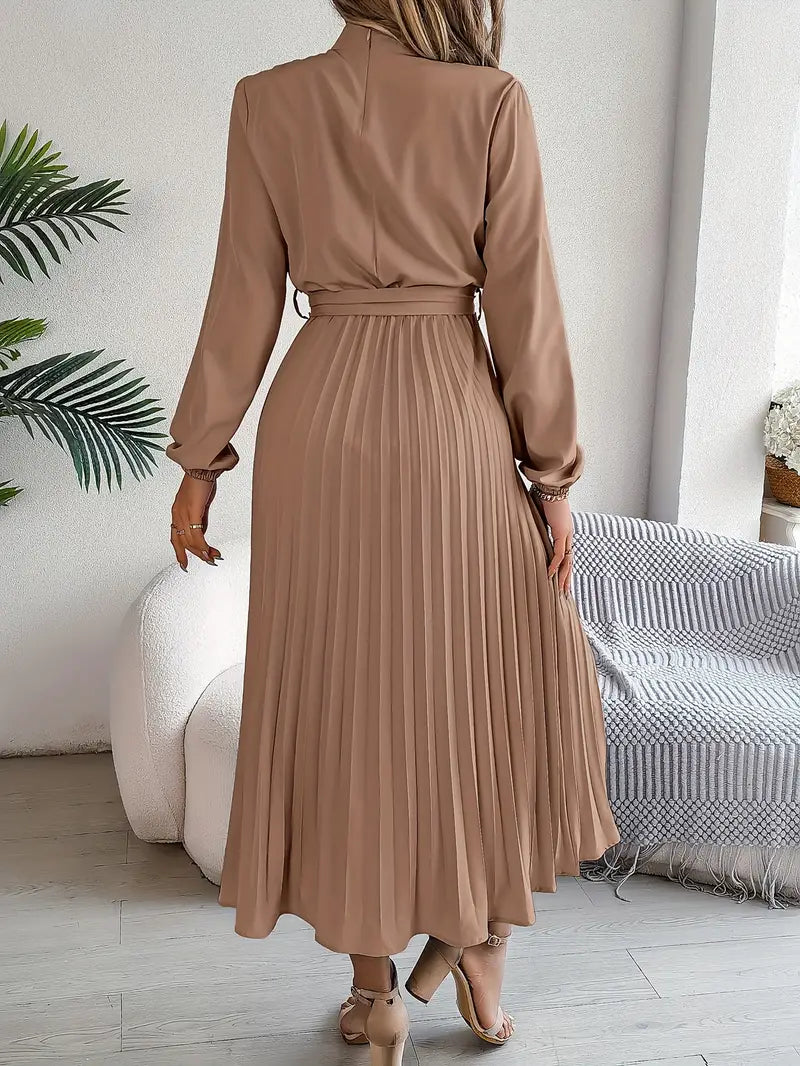 Vestido Longo Plissado de Manga Comprida com Gola Alta e Cinto para Mulher
