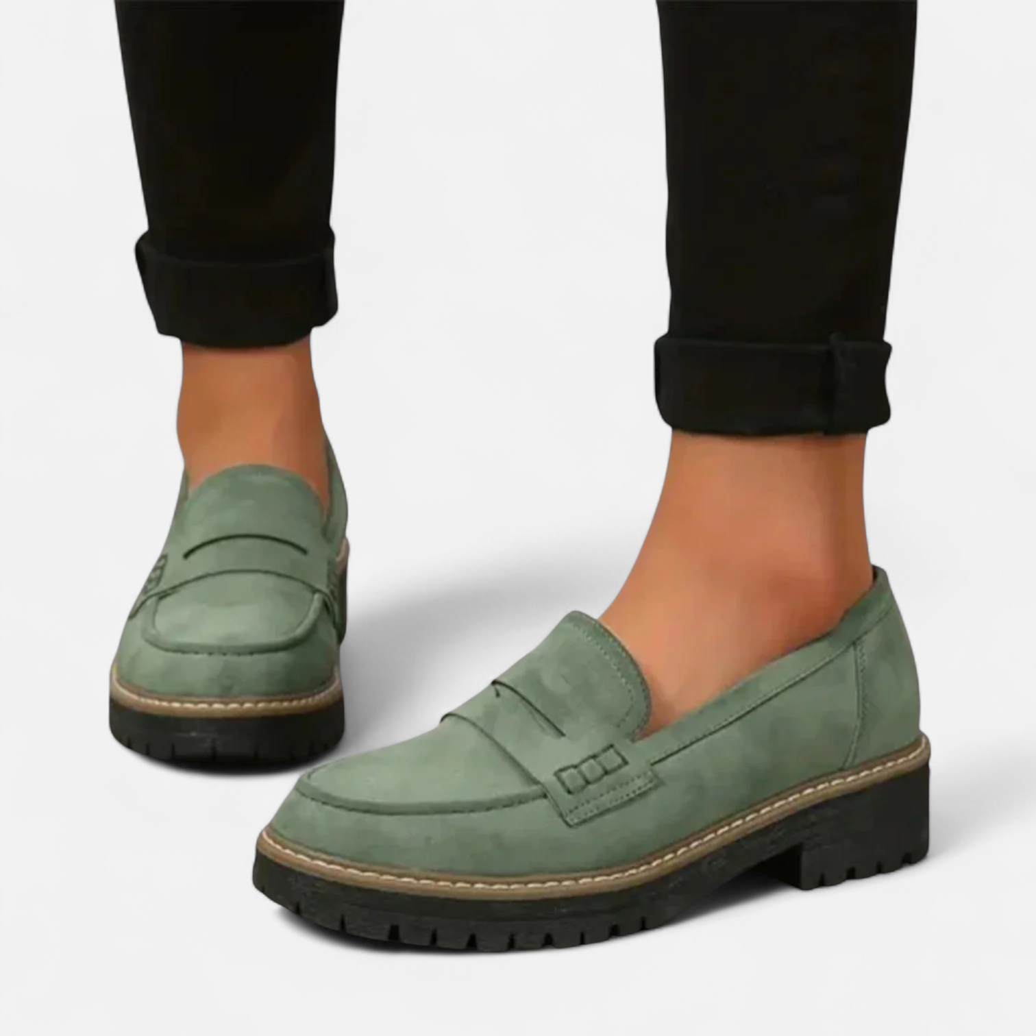 Mocassins de couro para mulher com sola antiderrapante para uso diário