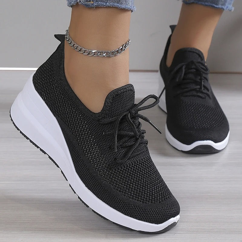 Zapatillas de malla para mujer — Deportivas con plataforma y cuña casual