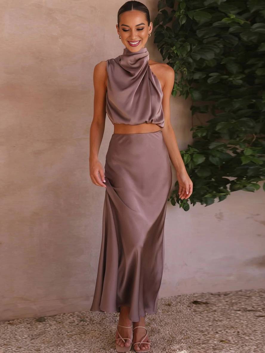 Set de două piese pentru femei cu top halter din satin și fustă maxi
