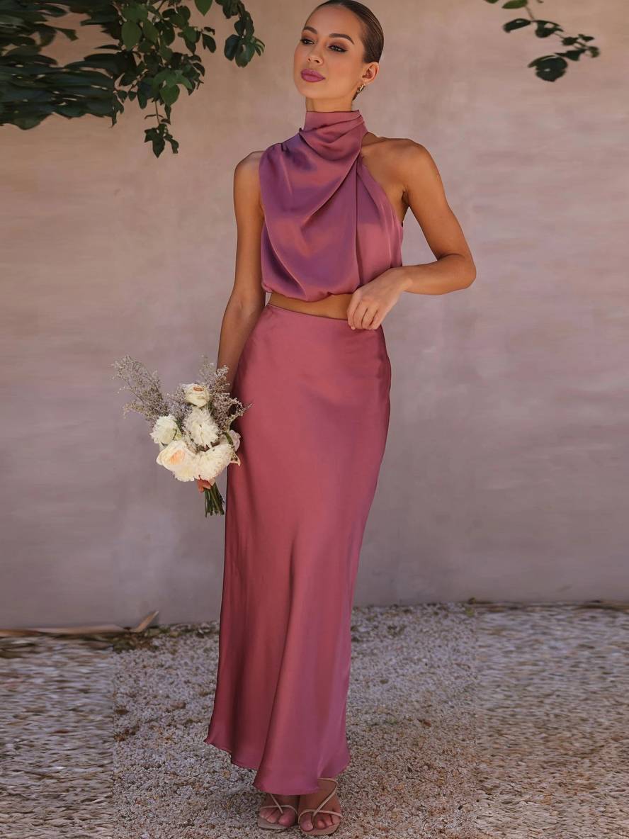 Set de două piese pentru femei cu top halter din satin și fustă maxi