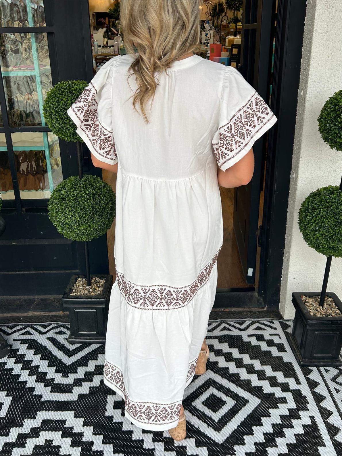Vestido Largo Boho con Bordados y Cuello en V para Mujer