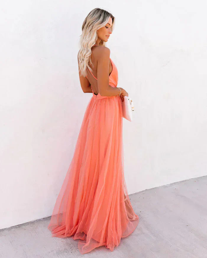 Vestido longo de chiffon com decote em V profundo e costas descobertas com alças
