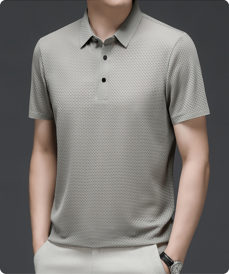 Polo de hombre con textura microestructurada y botones — business casual
