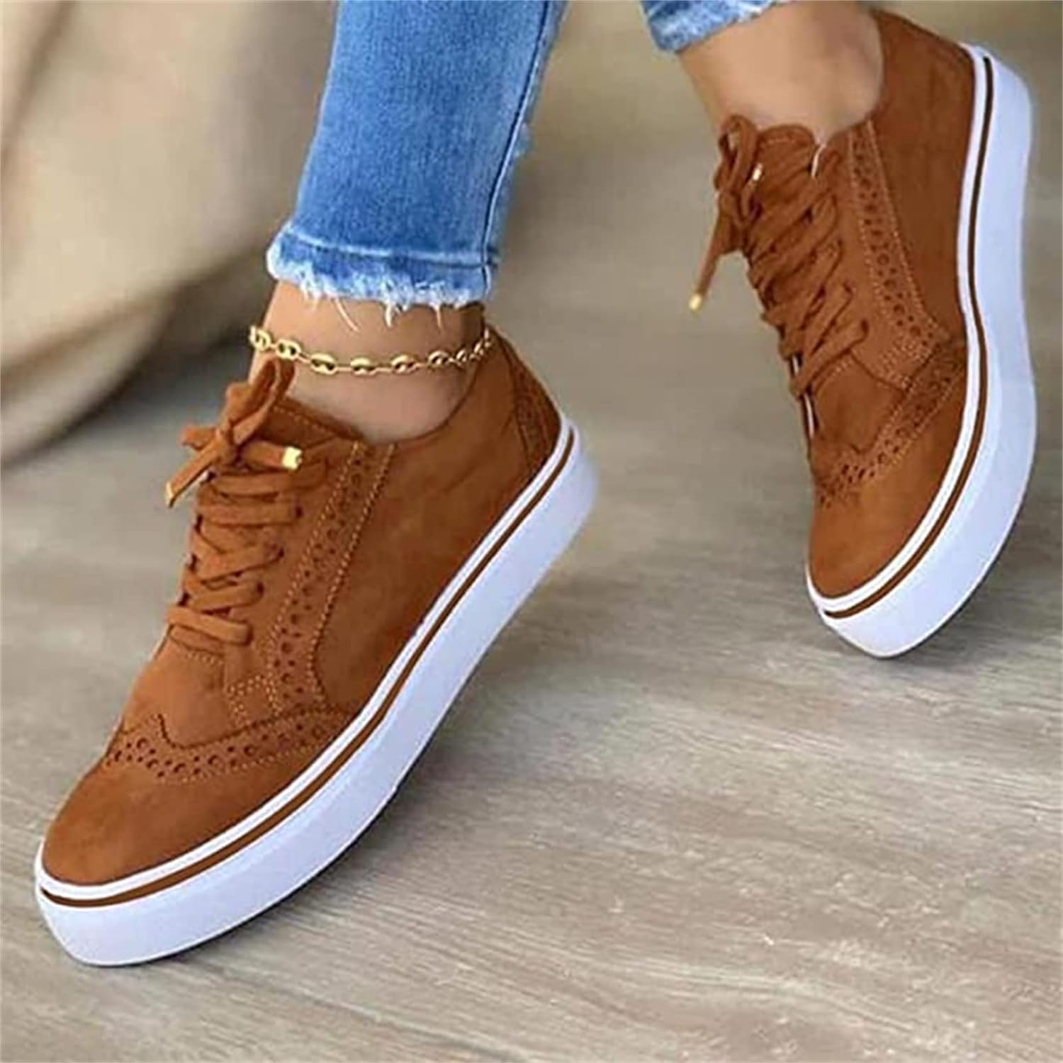 Zapatillas con cordones mujer — suela de plataforma y puntera picada